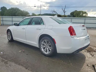 2018 CHRYSLER 300 TOURING, фото 2, лот 10665954