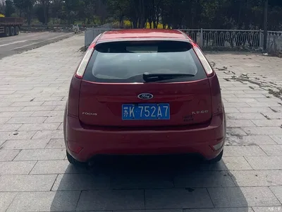 2013 Ford Focus Hatchback Classic 1.8L Automatic Base, фото 4, лот 10298843