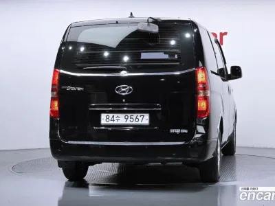 2015 Hyundai Starex 5-Seater VAN, фото 4, лот 10998544