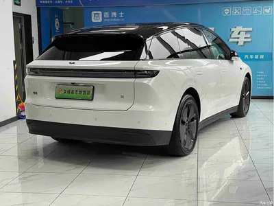 2025 Li Auto i6 2WD Base Model, фото 4, лот 10889688