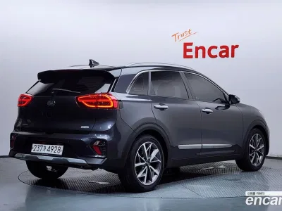 2020 Kia Niro 1.6 HEV, фото 1, лот 10076286
