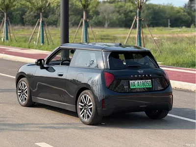 2025 MINI Electric MINI COOPER Model 456km COOPER E Classic, фото 4, лот 11168741