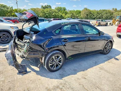 2024 KIA FORTE LXS, фото 3, лот 10786355
