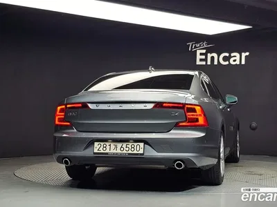 2017 Volvo S90 D4 Momentum, фото 4, лот 10201709