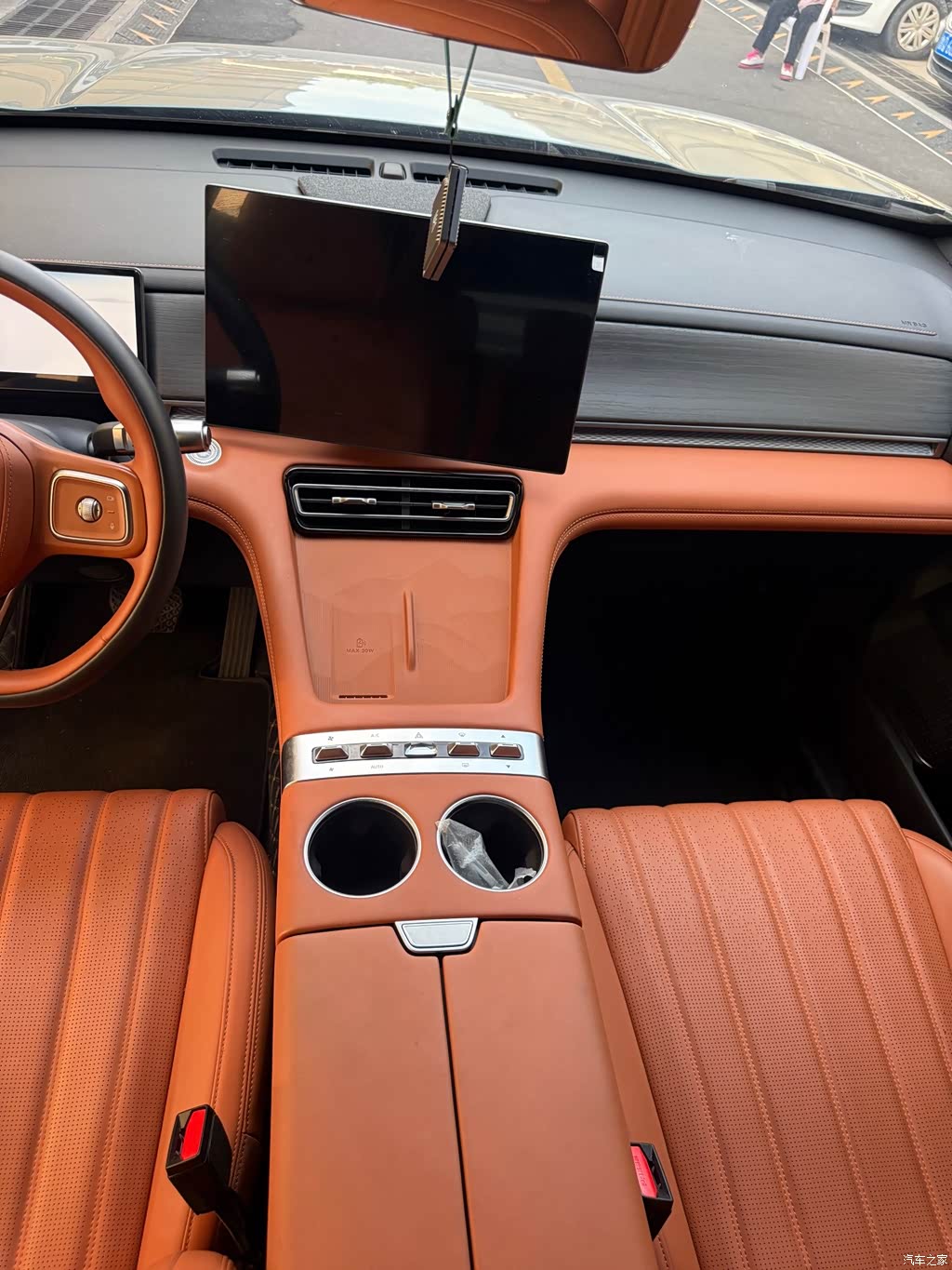 2025 Jetour X70L 2.0T Automatic Flagship 7-Seater, фото 4, лот 10430599