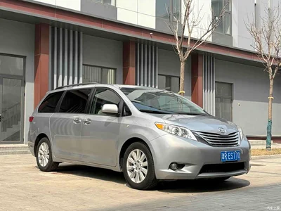 2015 Toyota Sienna, фото 2, лот 10278077