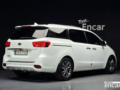2019 Kia Canival 9-Seater Noblesse Special, фото 2, лот 11001344