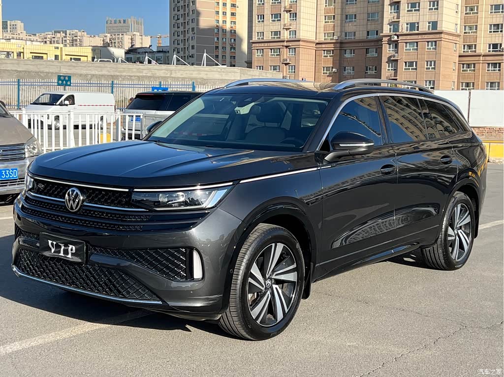 2023 Volkswagen Talagon 380TSI 4WD R-Line Touring Edition, фото 1, лот 11215174