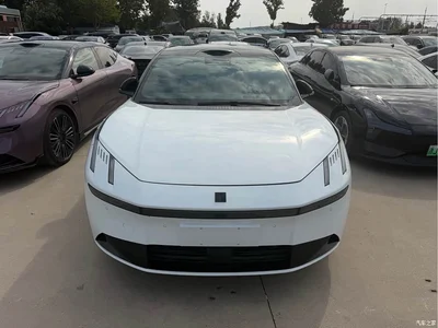 2025 Lynk & Co 10 EM-P Facelift 120 AWD Ultra, фото 2, лот 10662128