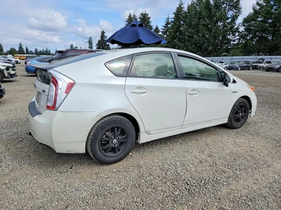 2013 TOYOTA PRIUS TWO, фото 3, лот 10497007