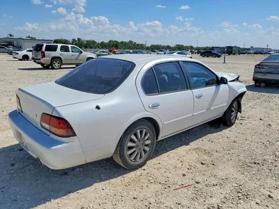 1998 NISSAN MAXIMA GXE, фото 3, лот 10973842