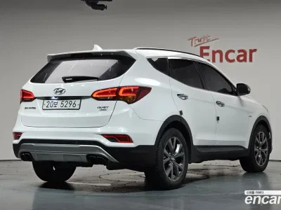 2017 Hyundai Santafe Diesel 2.0 4WD, фото 1, лот 10226511