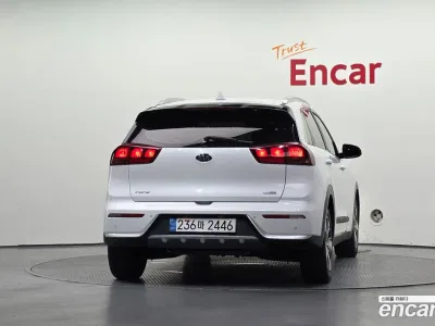 2017 Kia Niro Luxury, фото 4, лот 10386147