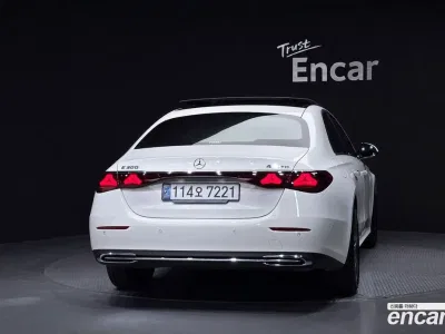 2024 Mercedes-Benz E-Class E200 Avantgarde, фото 4, лот 10169425