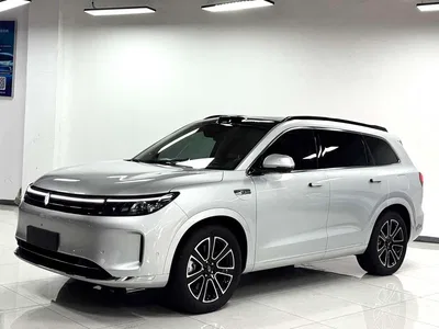 2024 AITO Wenjie AITO M7 1.5T Smart Drive 4WD Ultra 6-seater, фото 1, лот 10277454