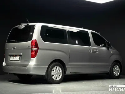 2021 Hyundai Starex Van 3-Seater, фото 2, лот 10199559