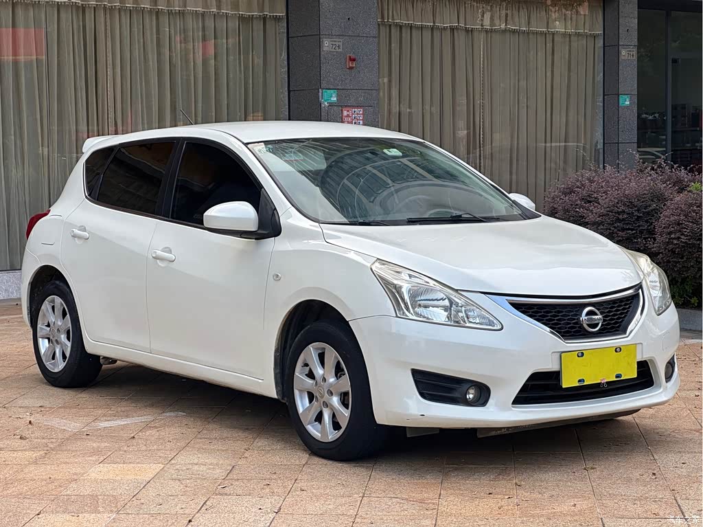 2013 Nissan Tiida 1.6L CVT Cool Edition, фото 3, лот 11174625