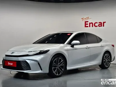 2026 Toyota Camry 2.5 XLE Hybrid, фото 1, лот 10178526