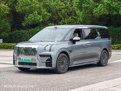 2024 ZEEKR 009 7-Seat Aisle Version 108kWh, фото 1, лот 11211003