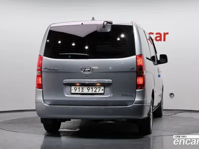 2021 Hyundai Starex Van 3-Seater, фото 3, лот 10214564
