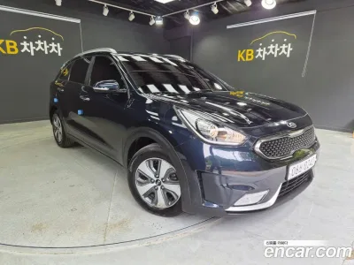 2017 Kia Niro Prestige, фото 1, лот 10077747