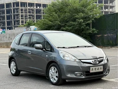 2011 Honda Fit 1.5L Automatic Luxury, фото 3, лот 10398203
