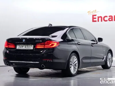 2018 BMW 5-Series 520d xDrive Luxury Plus, фото 1, лот 10074228