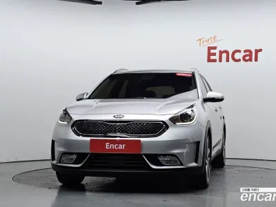 2017 Kia Niro Prestige, фото 2, лот 10957080