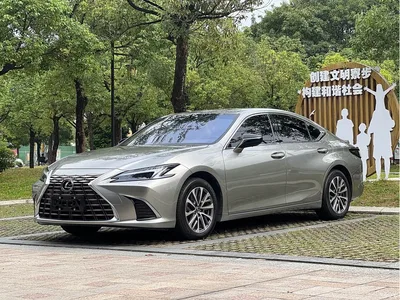 2025 Lexus ES 300h Ultimate Edition, фото 2, лот 11132460