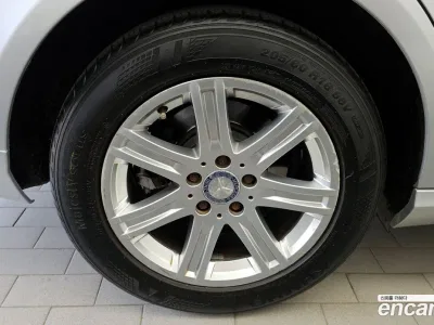 2012 Mercedes-Benz E-Class E200 CGI, фото 4, лот 10046153