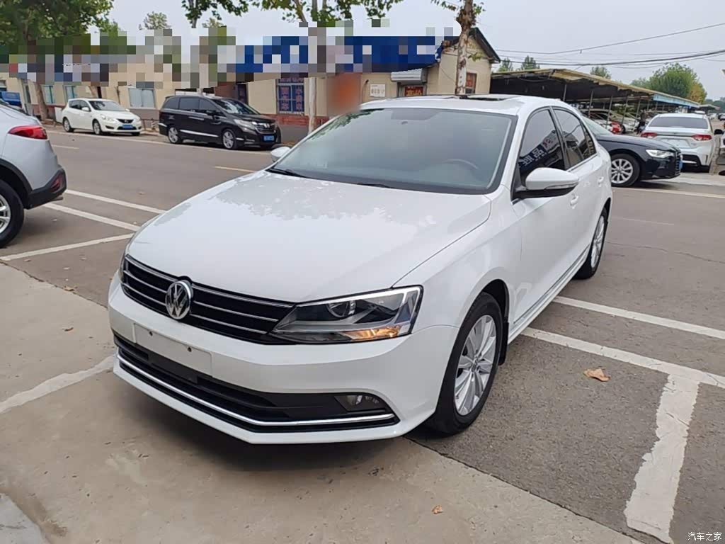 2015 Volkswagen Sagitar 230TSI Manual Comfort, фото 2, лот 11222364