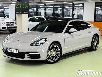 2018 Porsche Panamera 3.0 AWD, фото 1, лот 10519252