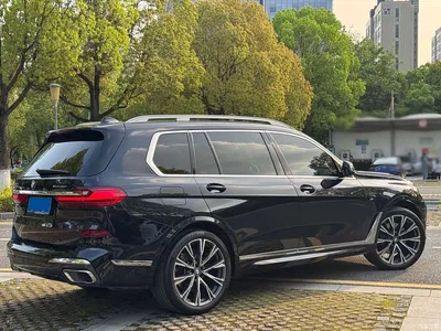 2021 BMW X7 xDrive40i Executive M Sport Package, фото 3, лот 10475777