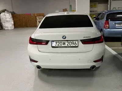 2021 BMW 3-Series 320i Luxury, фото 3, лот 10051781
