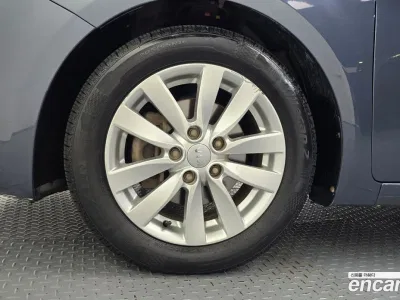 2015 Kia K3 Trendy, фото 4, лот 10048545