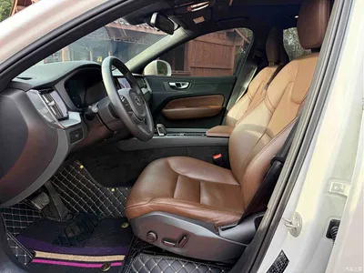 2024 Volvo XC60 B5 AWD Zhiyi Luxury Edition, фото 4, лот 10365481