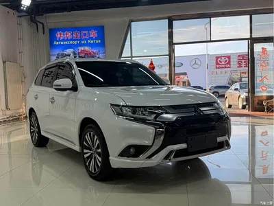 2021 Mitsubishi Outlander Facelift 2.0L 2WD Premium Edition 5-Seater, фото 3, лот 10340374