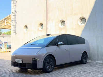 2024 Li Auto MEGA Ultra, фото 1, лот 10445593