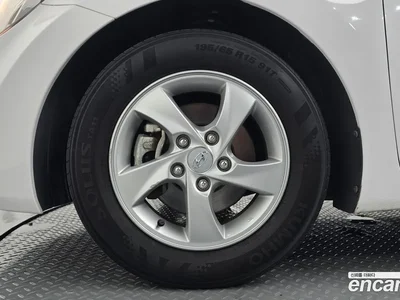 2013 Hyundai AVANTE M16 GDI Smart, фото 4, лот 10088343