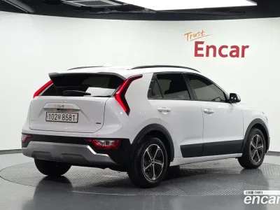2022 Kia Niro Trendy, фото 2, лот 10198057