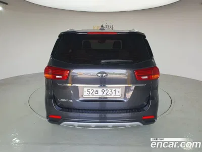 2019 Kia Canival 9-Seater Noblesse Special, фото 2, лот 11194653