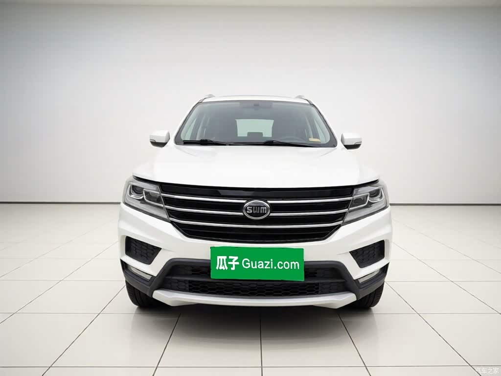 2017 SWM Motor SWM X3 1.6L Manual Fashion, фото 2, лот 10832406