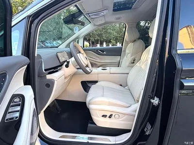2025 Voyah Auto Voyah Dreamer PHEV AWD Flagship Kunpeng Edition, фото 4, лот 11187836