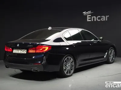 2020 BMW 5-Series 530e M Sport, фото 1, лот 10063223
