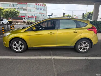 2012 Ford Focus Hatchback 1.6L Automatic Comfort, фото 4, лот 10293778