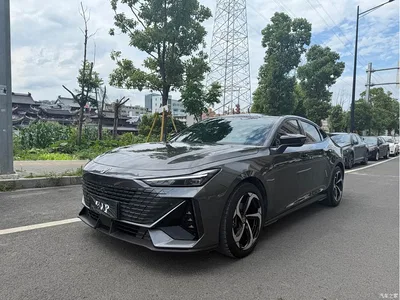 2022 Changan UNI-V 1.5T Premium Model, фото 1, лот 10250090