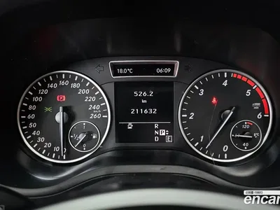 2013 Mercedes-Benz B-Class B200 CDI Blue efficiency Sport pack, фото 1, лот 10146592