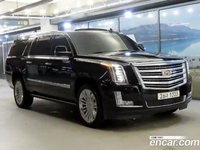 2018 Cadillac Escalade 6.2 ESV, фото 1, лот 10117315