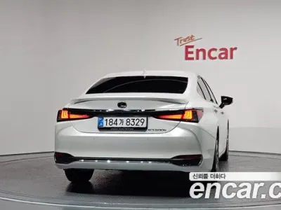 2024 Lexus ES 300h Luxury Plus, фото 4, лот 10033188