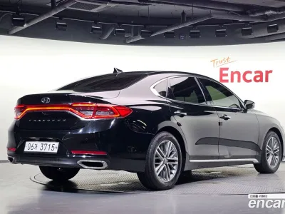 2018 Hyundai Grandeur 2.4 Premium, фото 2, лот 10206611